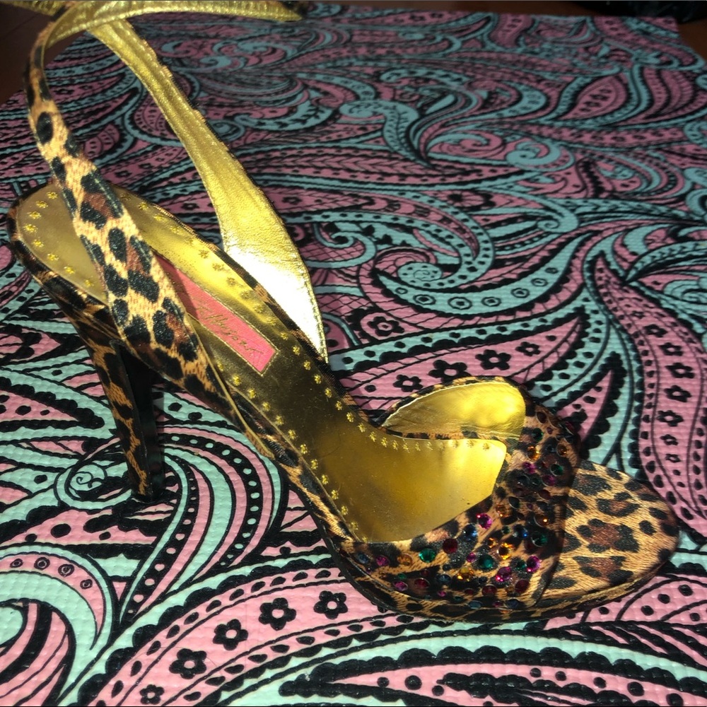 Leopard Print Heels - Picture 5 of 8